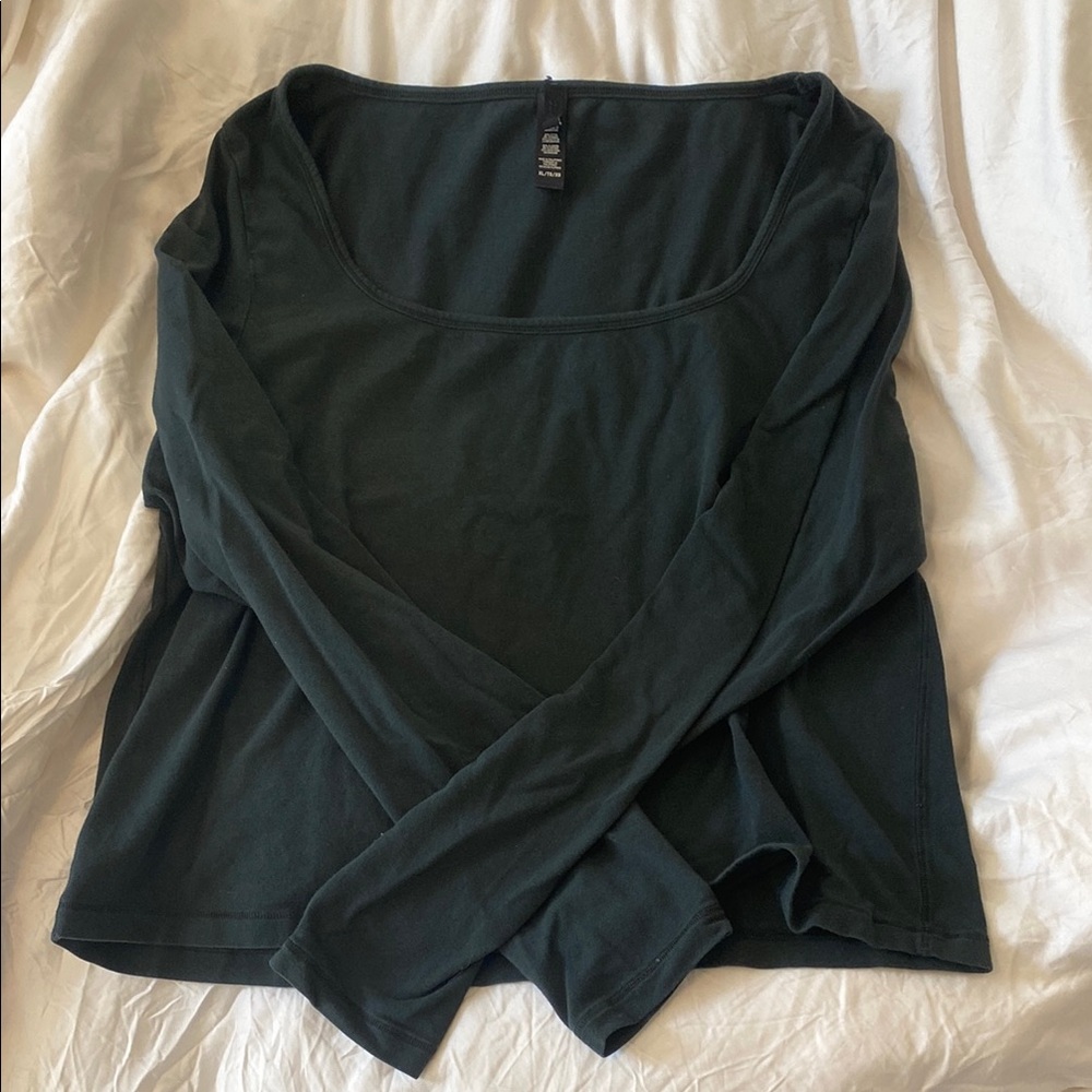 Skims Long Sleeve Top